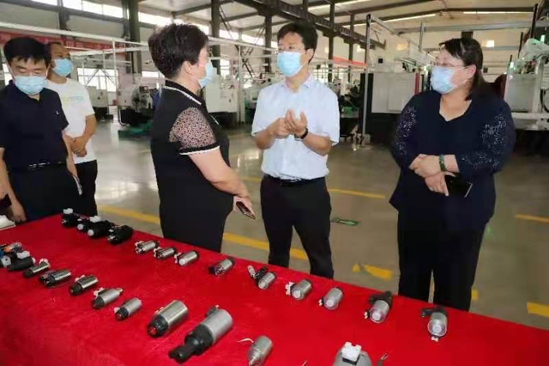 抠逼色安阳市市长高永一行莅临我公司参观调研